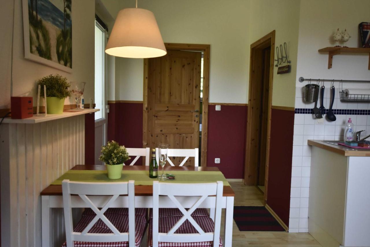 Ferienwohnung Og Im Roten Haus Am Ostsee Radweg Ovs 103 Blowatz المظهر الخارجي الصورة