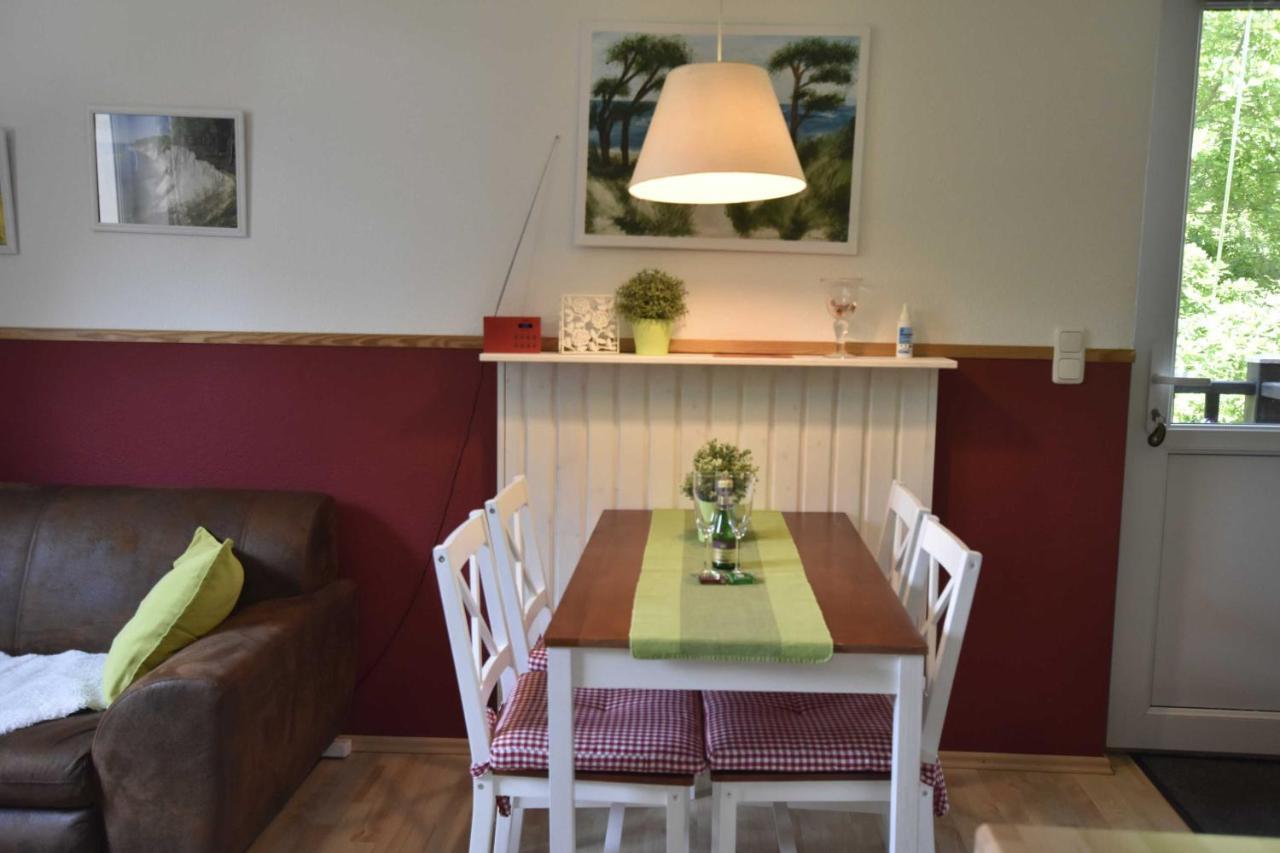 Ferienwohnung Og Im Roten Haus Am Ostsee Radweg Ovs 103 Blowatz المظهر الخارجي الصورة