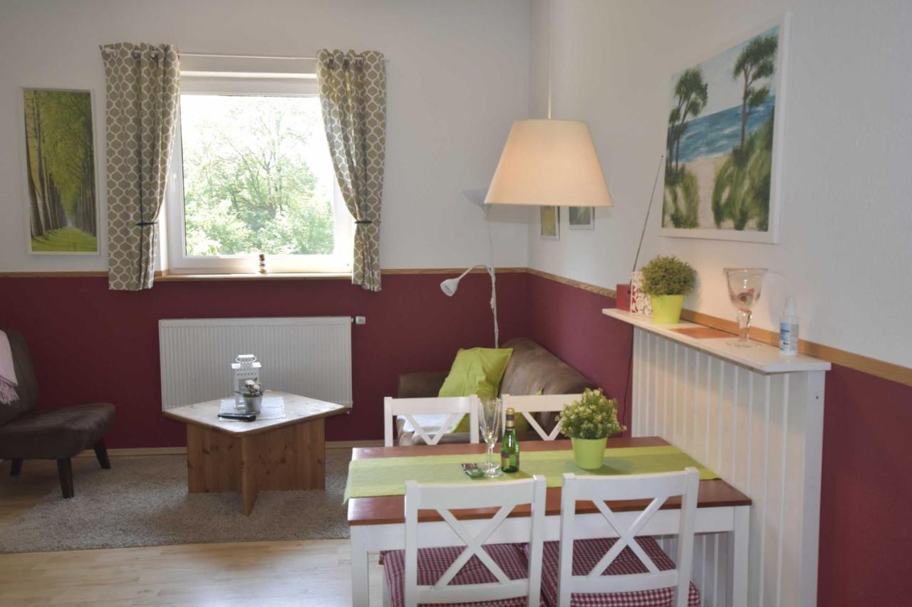 Ferienwohnung Og Im Roten Haus Am Ostsee Radweg Ovs 103 Blowatz المظهر الخارجي الصورة